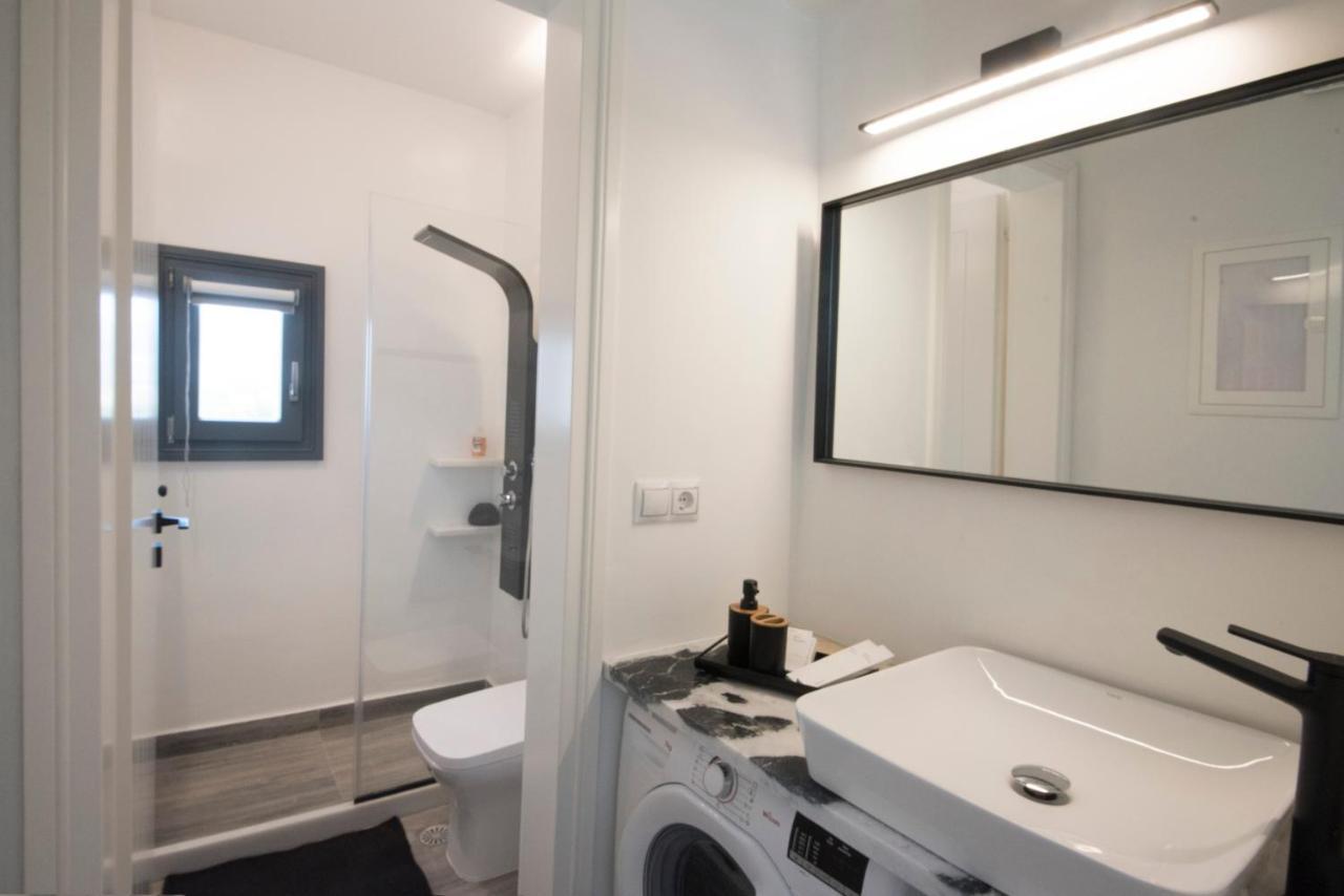 White New 1Bd House With Private Jacuzzi In Isterni Villa Isterni  Dış mekan fotoğraf